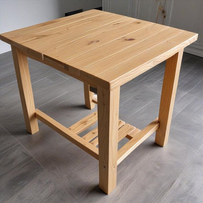 Entretien optimal d'une table en bois clair